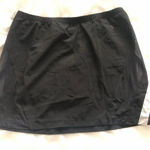 Danskin Black/White Tennis Skirt with Mesh Stripe